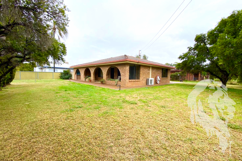 20 Burton St, Boggabri, NSW 2382