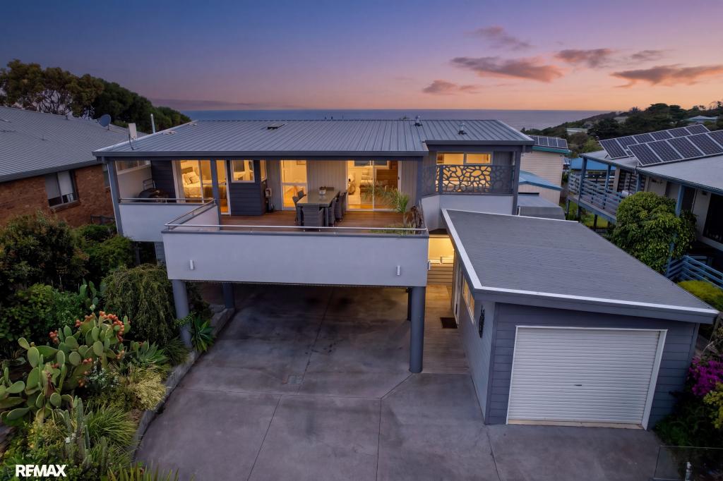 32 Lakeside Dr, Lake Tyers Beach, VIC 3909