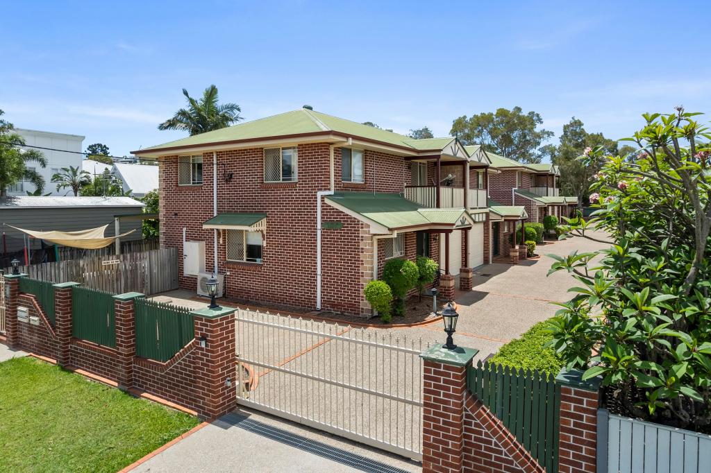 33 Oak St, Hawthorne, QLD 4171