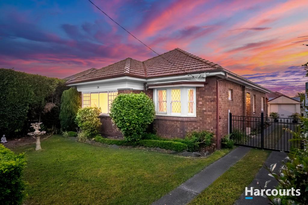 74 Stewart Ave, Hamilton South, NSW 2303