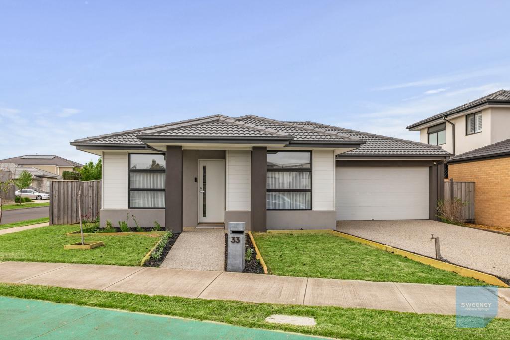 33 MAMIC BVD, FRASER RISE, VIC 3336