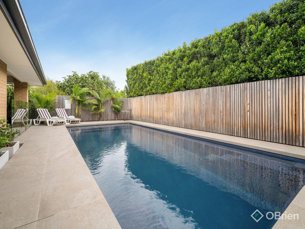 10 Crampton Ch, Sandhurst, VIC 3977