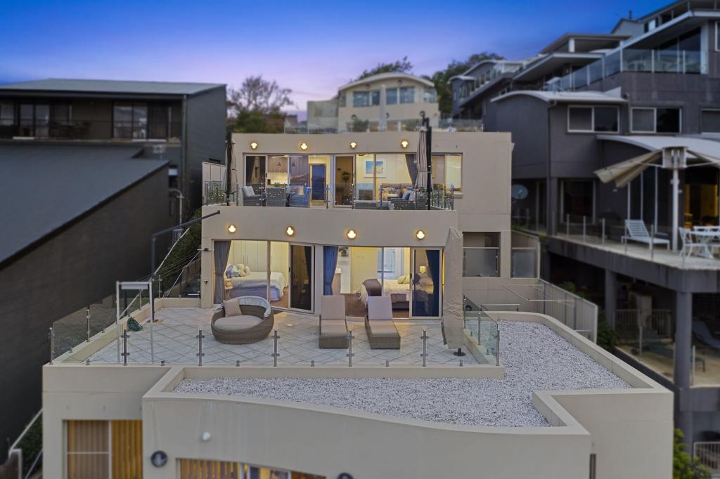 2/19 Grosvenor Rd, Terrigal, NSW 2260