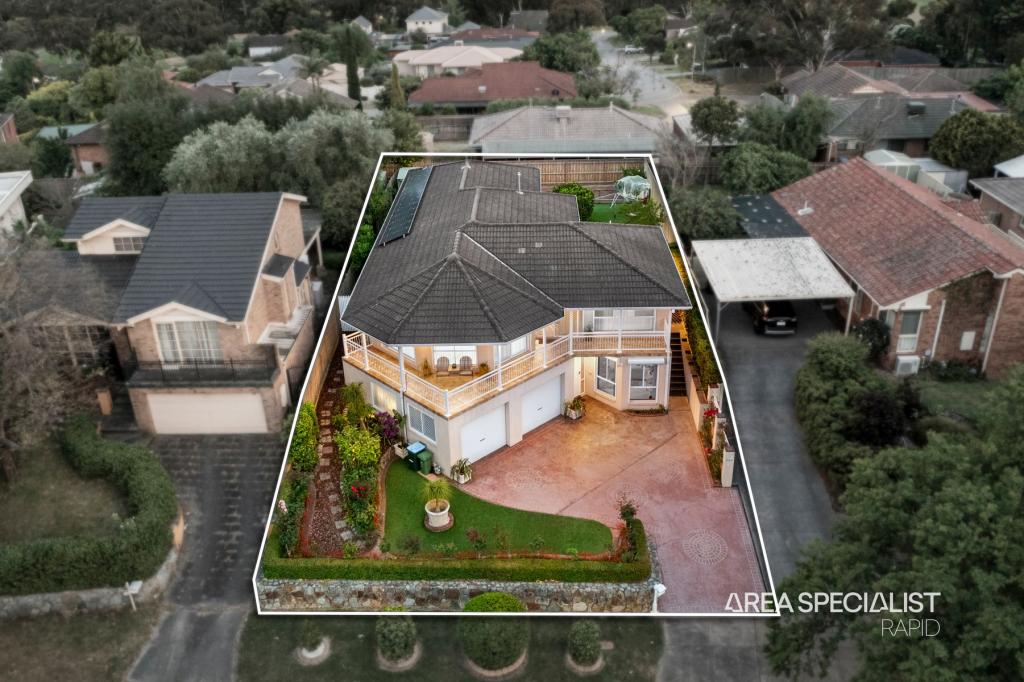 18 Glendale Cres, Berwick, VIC 3806