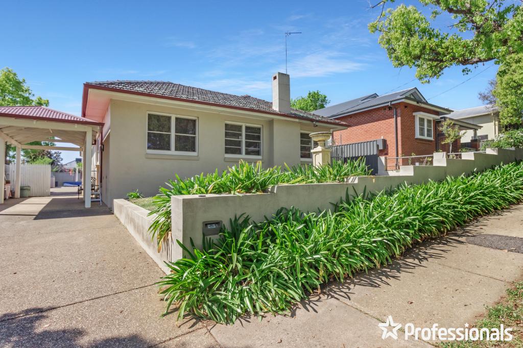 42 Grandview Ave, Wagga Wagga, NSW 2650