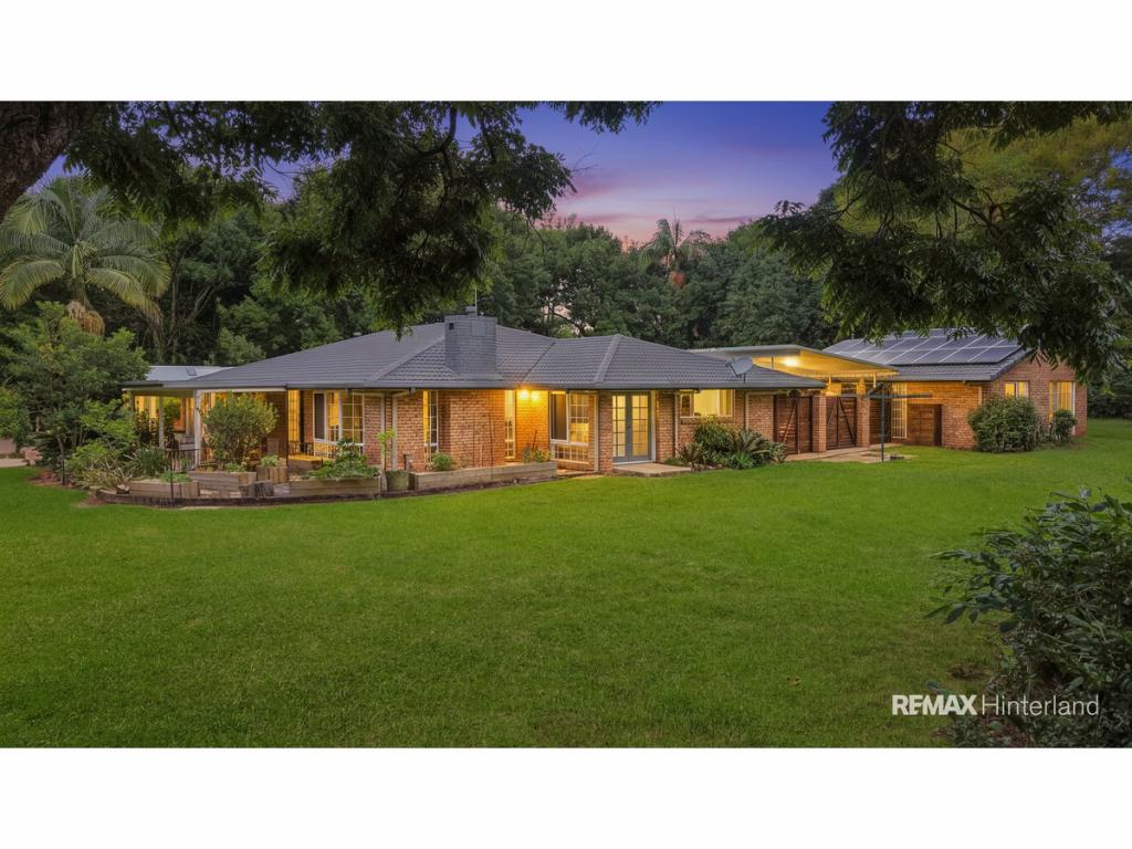 8 Thynne Ct, Maleny, QLD 4552