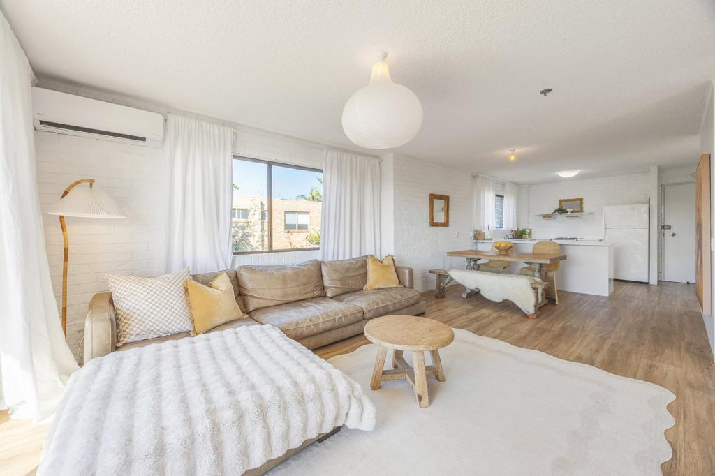 5/10 First Ave, Coolum Beach, QLD 4573