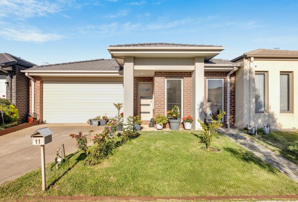 11 Tamworth Gr, Point Cook, VIC 3030