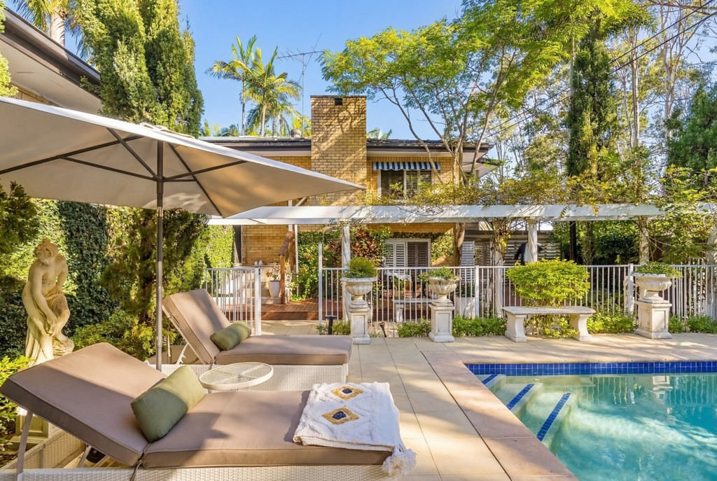 2 Bellara St, Ashmore, QLD 4214