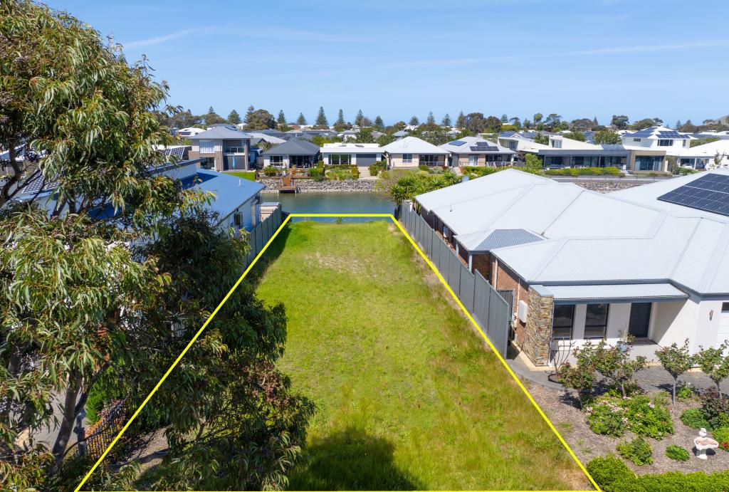 LOT ALMENT 90/22 MALEN AVE, VICTOR HARBOR, SA 5211