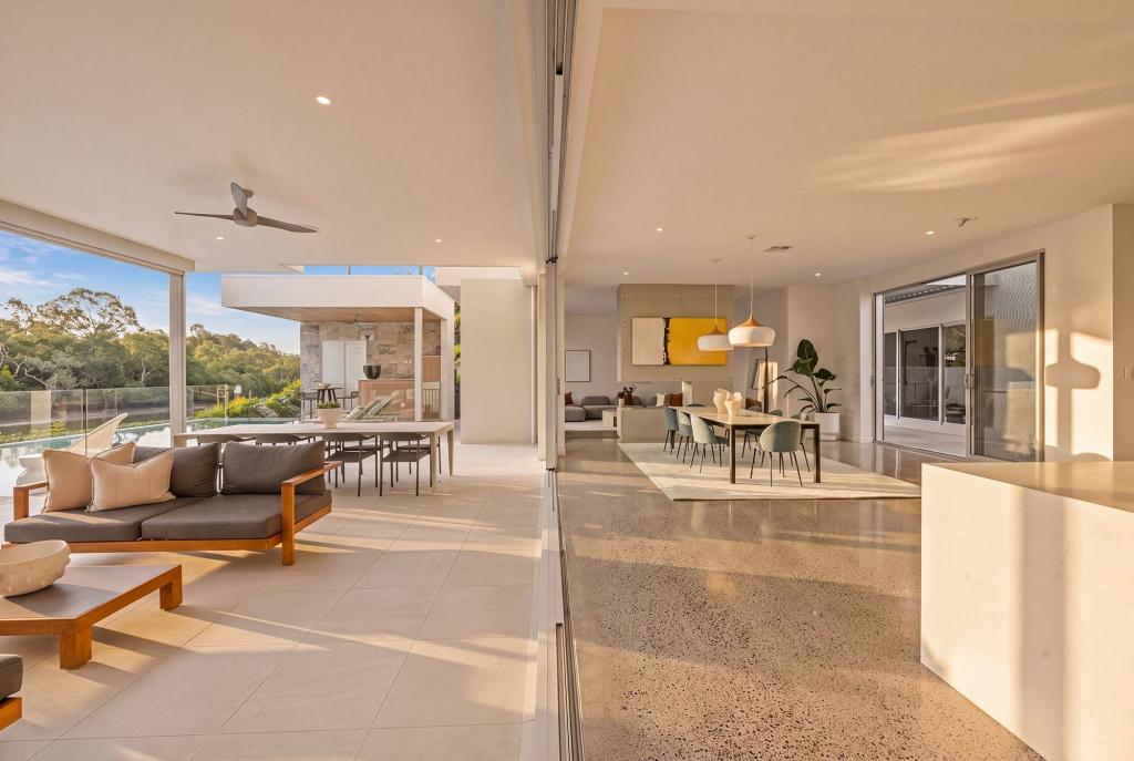 2516 Cressbrook Dr, Hope Island, QLD 4212