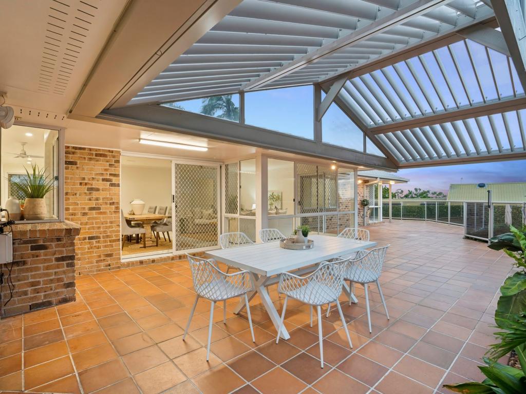 196a Heeb St, Benowa, QLD 4217