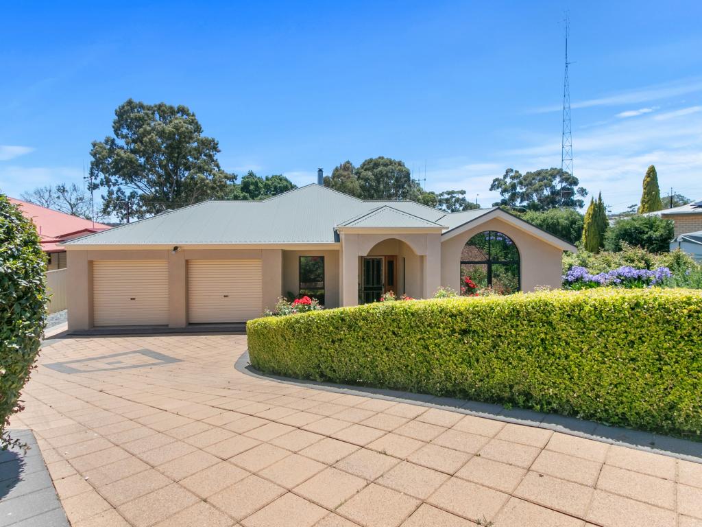 2 Bindarrah Lane, Clare, SA 5453