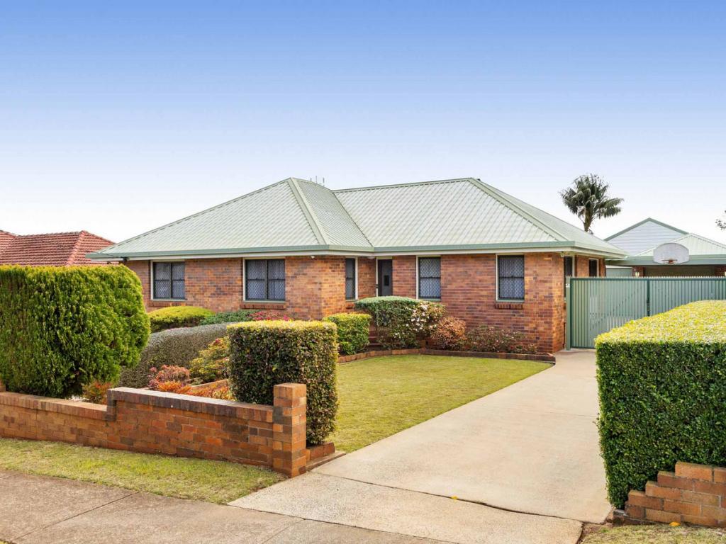 175a South St, South Toowoomba, QLD 4350