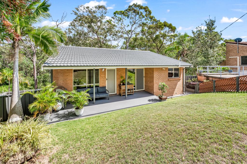 8 Jedda Pl, Bolton Point, NSW 2283