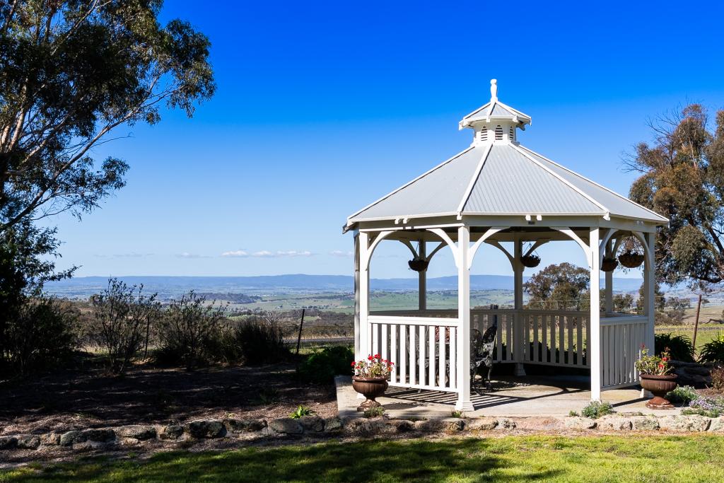 1821 Mitchell Hwy, The Rocks, NSW 2795