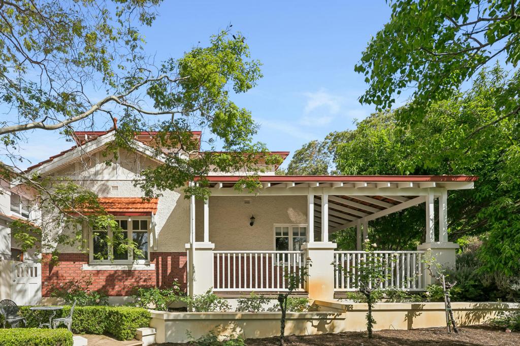 20 DUMBARTON CRES, MENORA, WA 6050