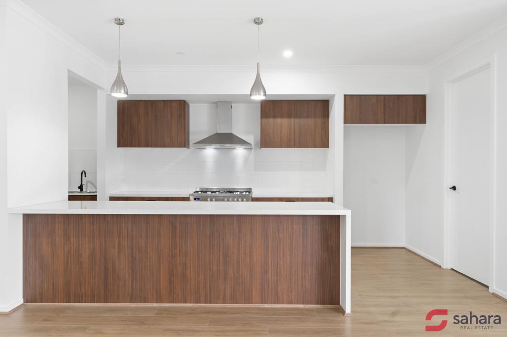 45 Tower St, Thornhill Park, VIC 3335