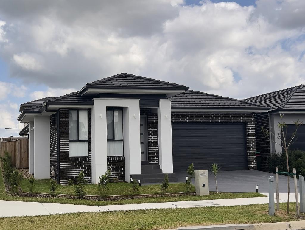 25 Drover St, Oran Park, NSW 2570