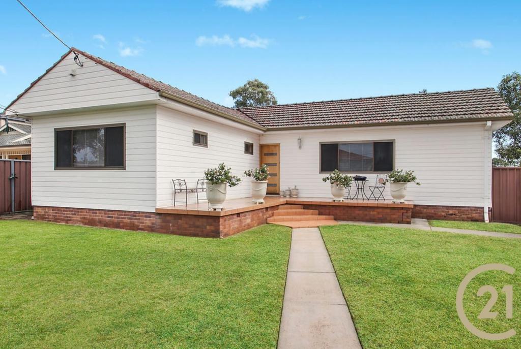 27 Barton St, Smithfield, NSW 2164