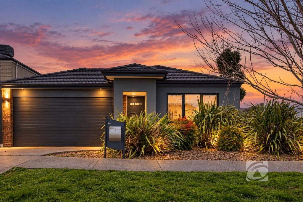 4 Green Gully Rd, Clyde, VIC 3978