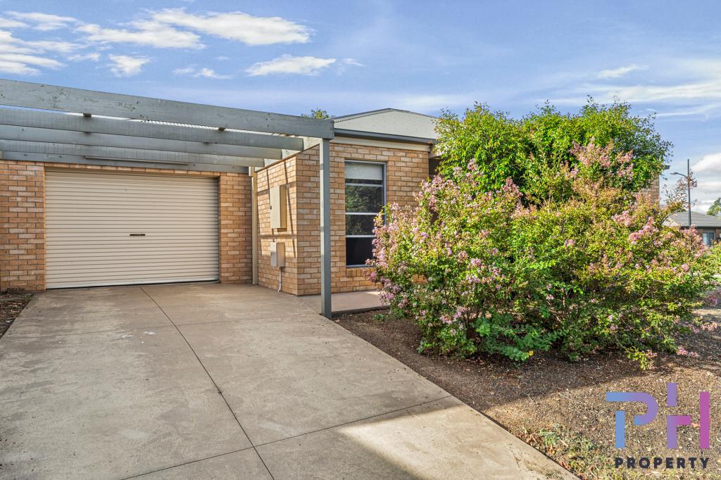 8 Kingston Dr, Eaglehawk, VIC 3556