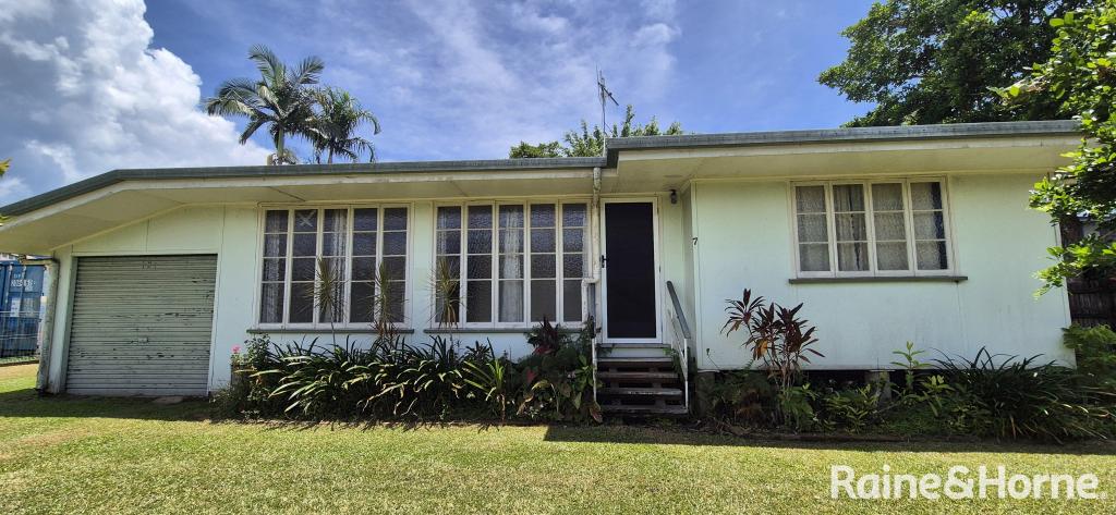 7 Grogan St, Mossman, QLD 4873