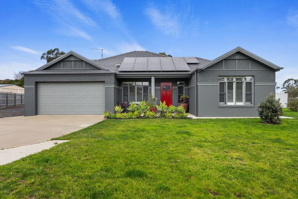 38 WORTHY ST, LEONGATHA, VIC 3953