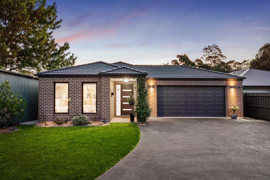 1/11 Britton Rd, Seville, VIC 3139