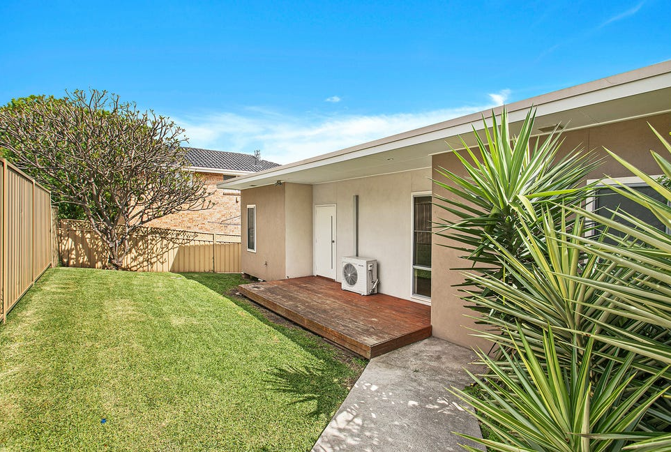 12a Urunga Pde, Wollongong, NSW 2500
