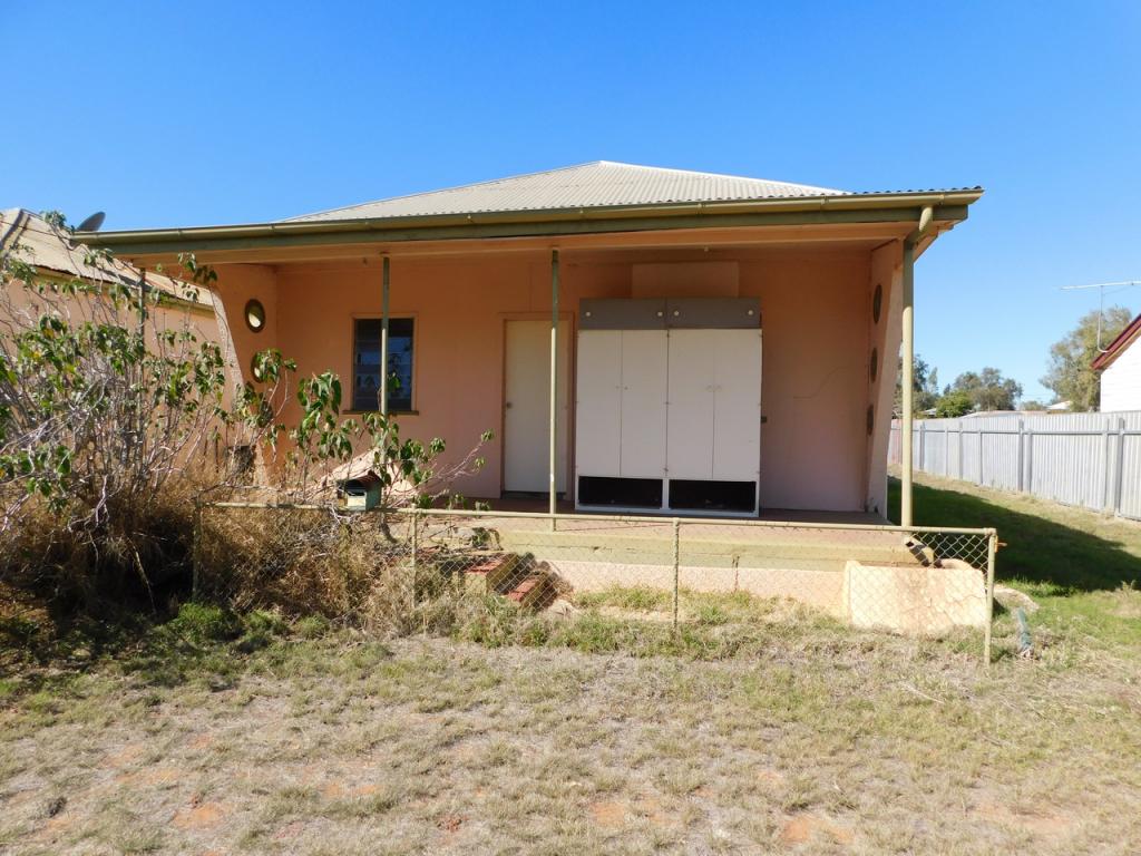 102 Edward St, Charleville, QLD 4470