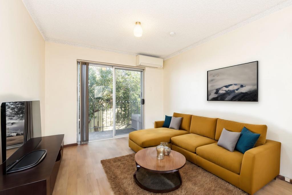 14/2 Russell Ave, North Perth, WA 6006