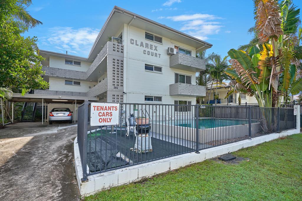 2/282 Lake St, Cairns North, QLD 4870