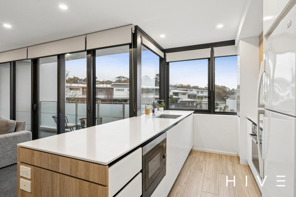 9/2 Henshall Way, Macquarie, ACT 2614