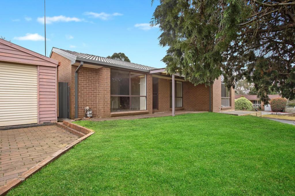 1A WILLOW DR, MOSS VALE, NSW 2577