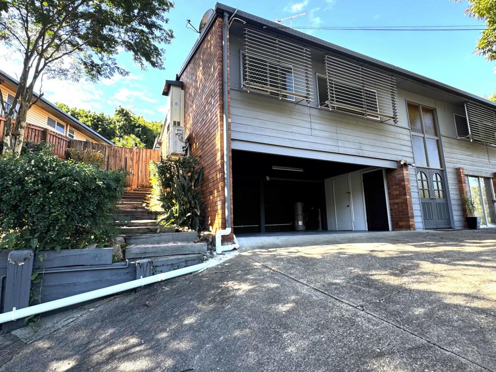 14 Cassandra St, Chapel Hill, QLD 4069