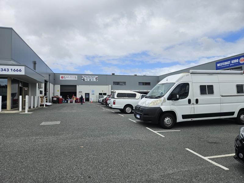 2/10 Canham Way, Greenwood, WA 6024