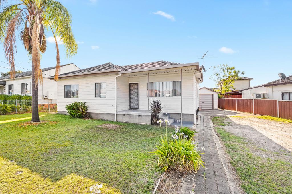 49 Hewitt St, Colyton, NSW 2760