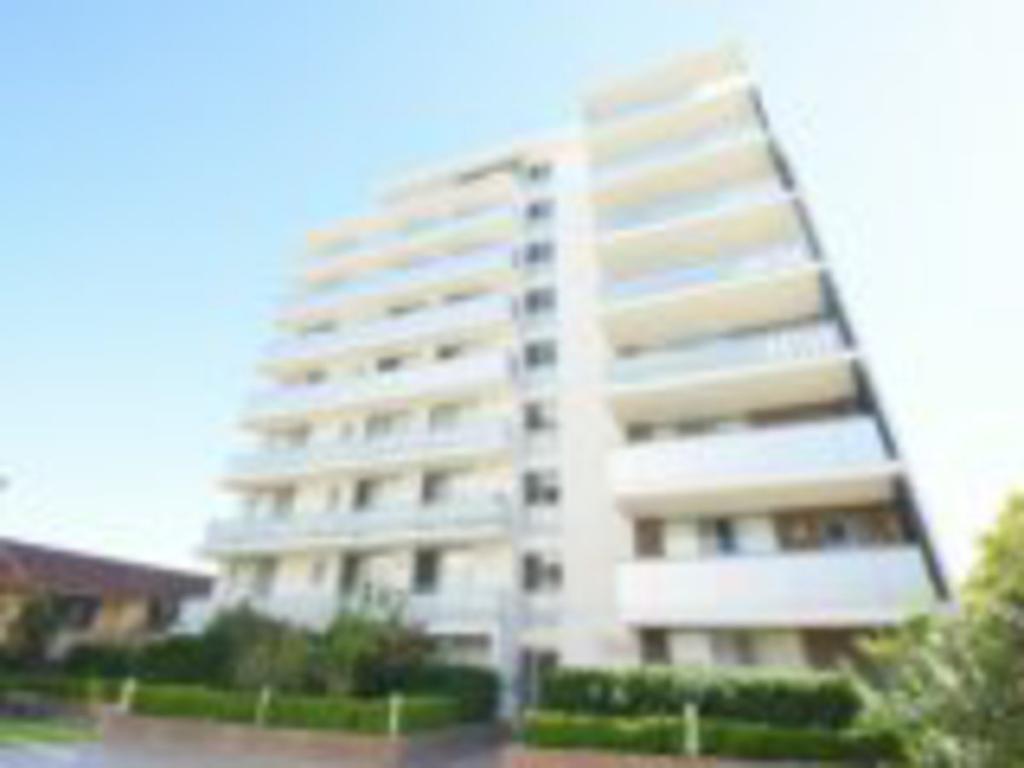 42/57-59 Lachlan St, Warwick Farm, NSW 2170