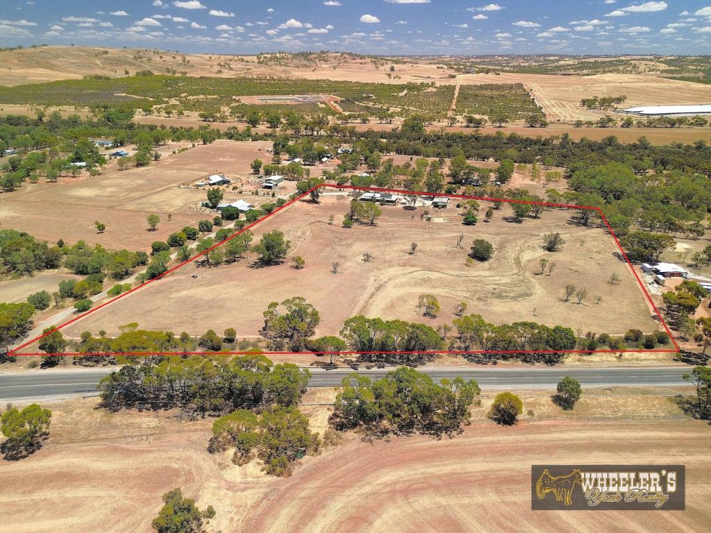 30 Hoops Rd, Cold Harbour, WA 6302