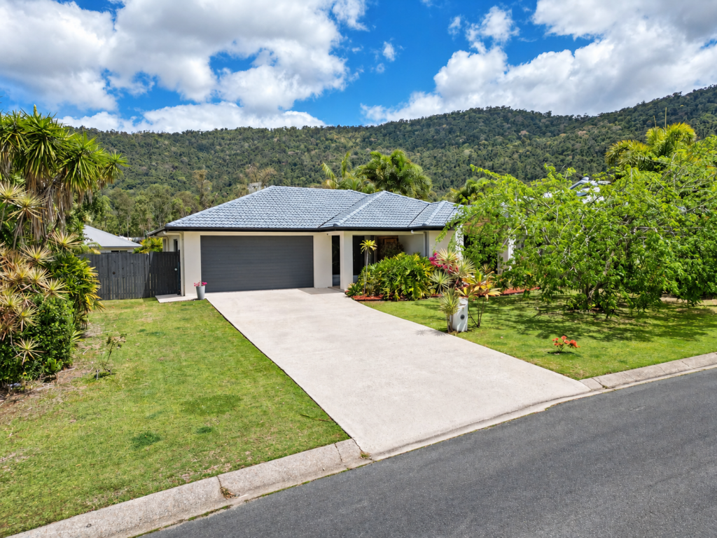 7 SUNSET DR, JUBILEE POCKET, QLD 4802