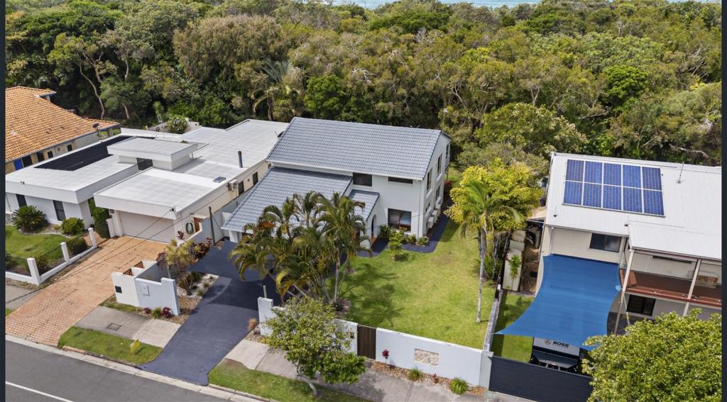 221 Oceanic Dr, Bokarina, QLD 4575