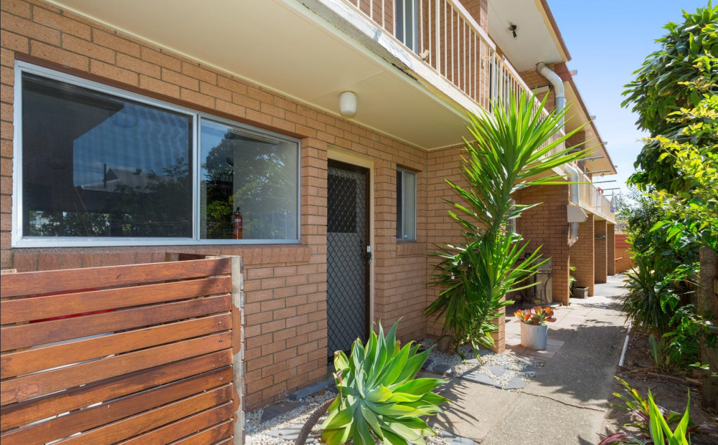 5/10 KATE ST, WOODY POINT, QLD 4019