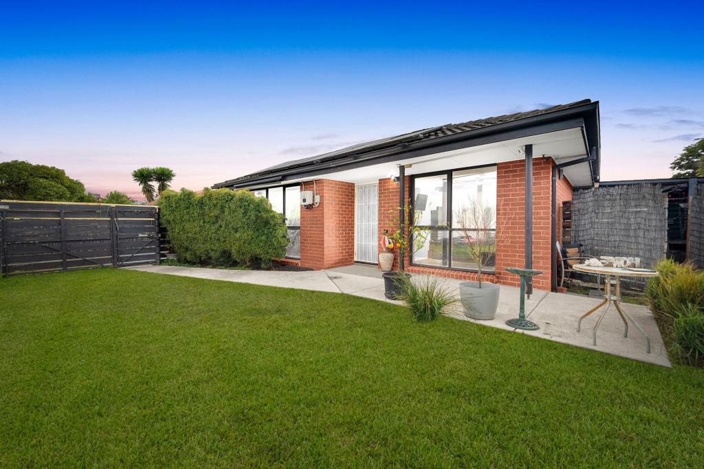 32 Virginia St, Cranbourne, VIC 3977