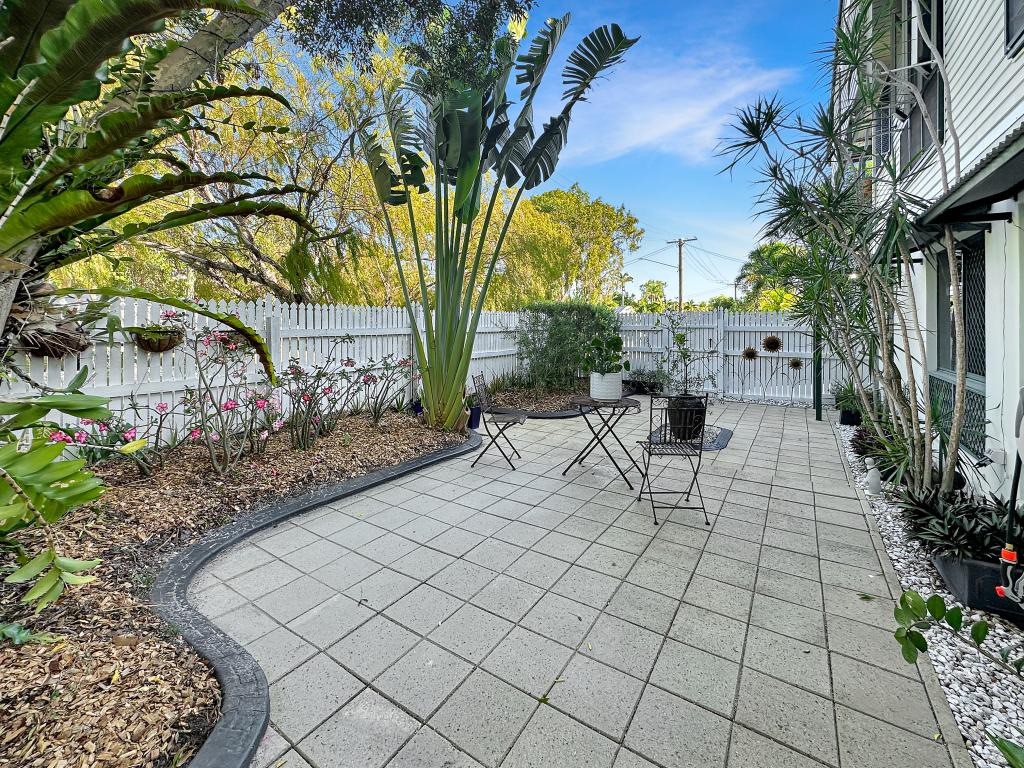 4 Townsville St, West End, QLD 4810