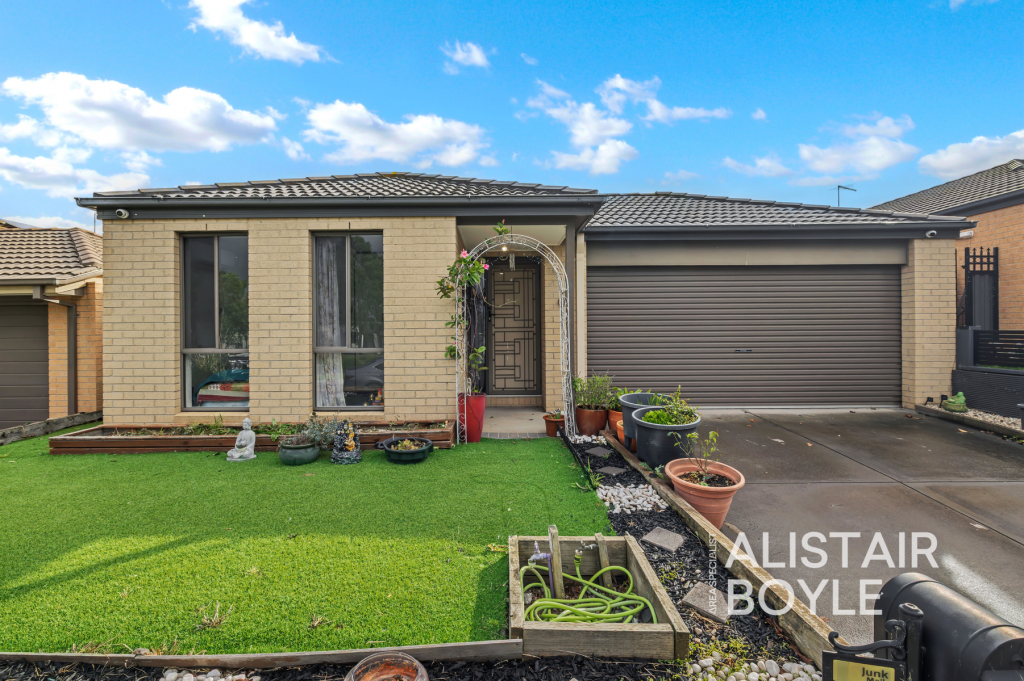 27 Obrien Pde, Pakenham, VIC 3810