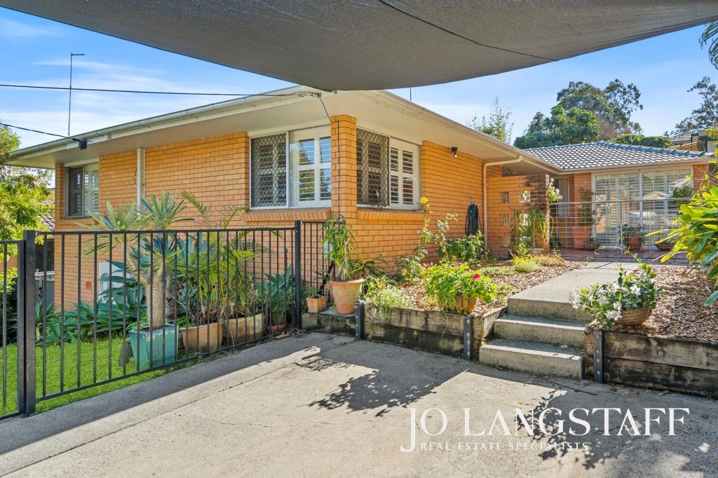 3 Kingussie St, Kenmore, QLD 4069