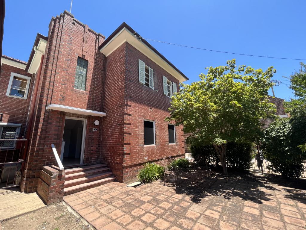 1/110 Keppel St, Bathurst, NSW 2795