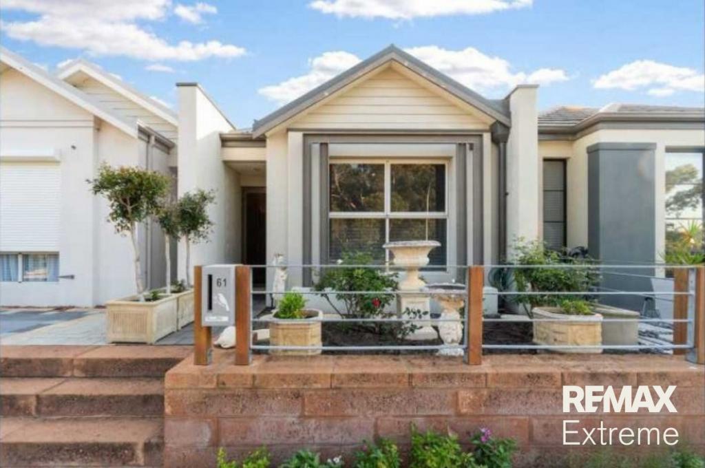 61 Stanbury Cres, Ellenbrook, WA 6069