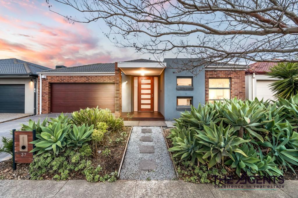 37 Tropic Cct, Point Cook, VIC 3030